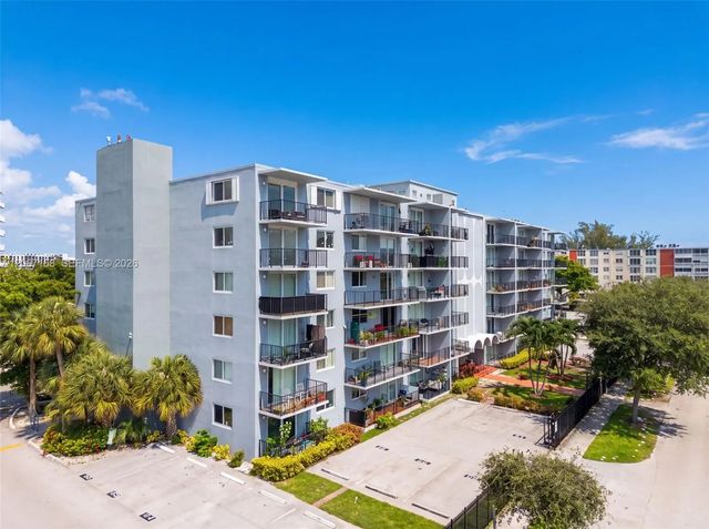 12500 Ne 15th Avenue #306, North Miami
