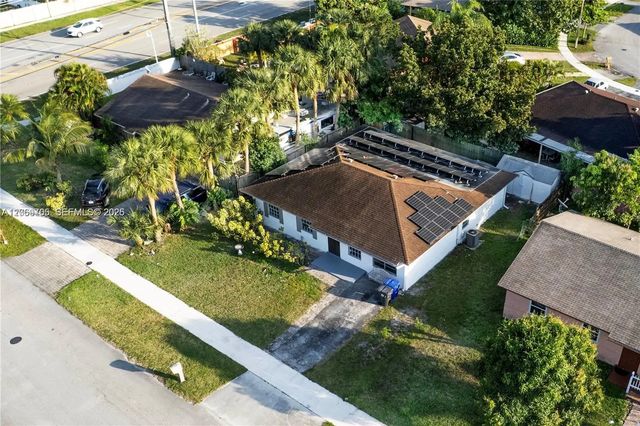 2 of 18 - 8110 Sw 4th Place, North Lauderdale, FL