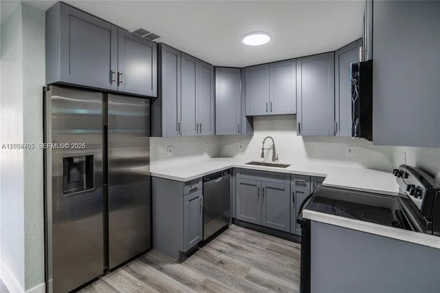 5 of 18 - 8110 Sw 4th Place, North Lauderdale, FL