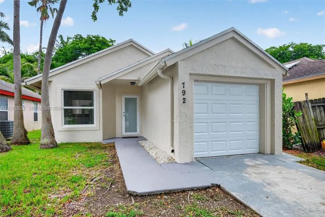 2 of 29 - 792 Sw 9th Street, Florida City, FL