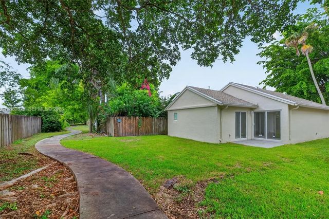 5 of 29 - 792 Sw 9th Street, Florida City, FL