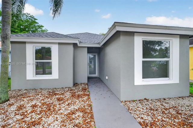 2 of 34 - 744 Sw 9th Street, Florida City, FL