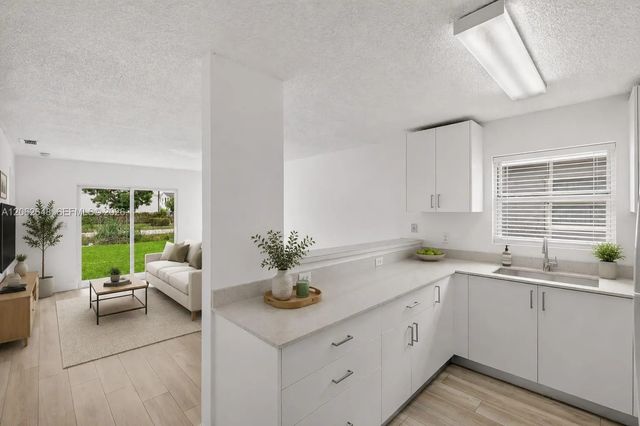 4 of 30 - 731 Sw 10th Street, Florida City, FL