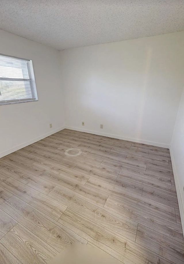 3 of 18 - 4025 N Nob Hill Road #409, Sunrise, FL