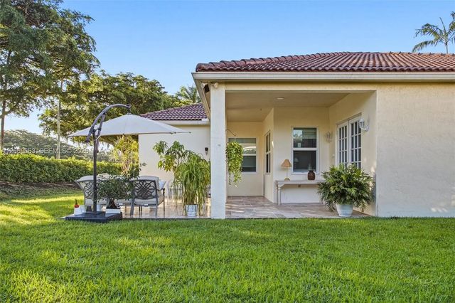 4 of 36 - 1514 Winterberry Lane, Weston, FL