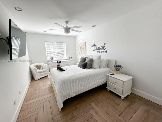 4 of 16 - 1955 Nw 184th Way, Pembroke Pines, FL