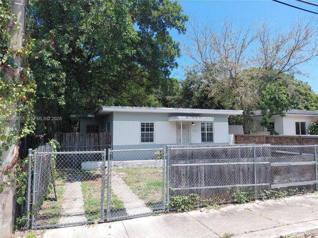 5731 Nw 6th Avenue, Miami