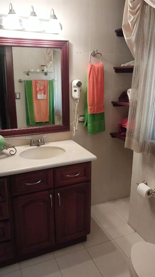 4 of 14 - 85 Ave 64, , 
