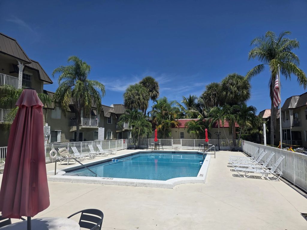 495 Se 8th Street #237, Deerfield Beach