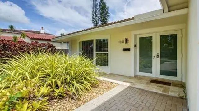 2 of 36 - 1321 Madison Street, Hollywood, FL