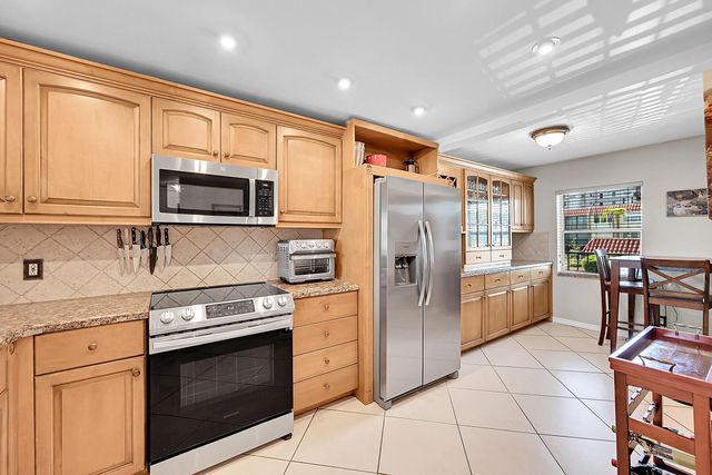 2 of 32 - 777 S Federal Highway #o203, Pompano Beach, FL