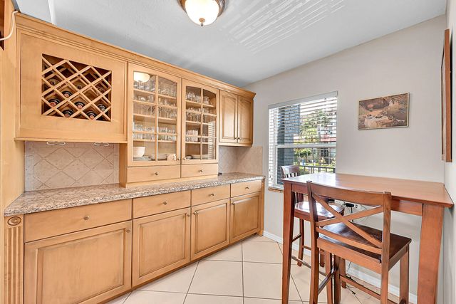 5 of 32 - 777 S Federal Highway #o203, Pompano Beach, FL