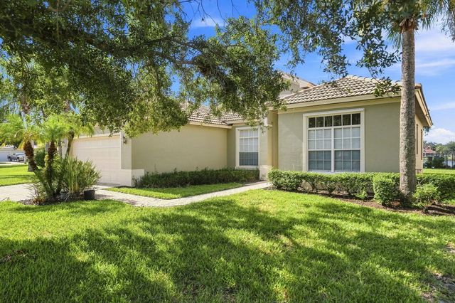 3 of 43 - 381 Nw Sheffield Circle, Port St. Lucie, FL