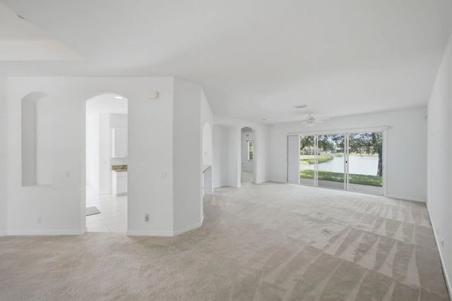 5 of 43 - 381 Nw Sheffield Circle, Port St. Lucie, FL