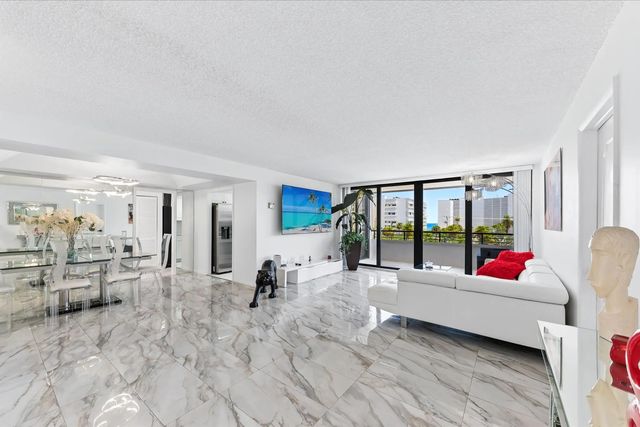 3589 S Ocean Boulevard #403, South Palm Beach