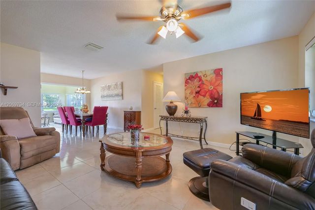 4712 Nw 47th Terrace, Tamarac