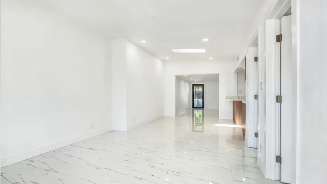 5 of 45 - 118 Newton Road, West Park, FL