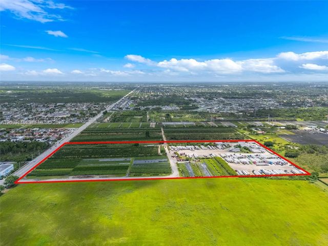 4 of 17 - 142 Sw Av 184 Street, , FL