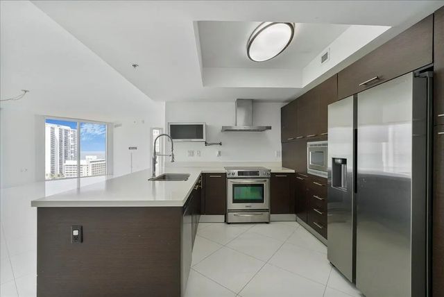 2 of 25 - 200 Sunny Isles Boulevard #2-1701, Sunny Isles Beach, FL