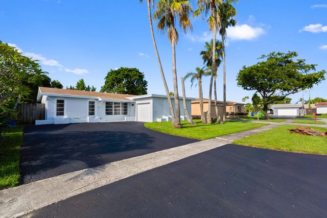 10690 Nw 27th Court, Sunrise