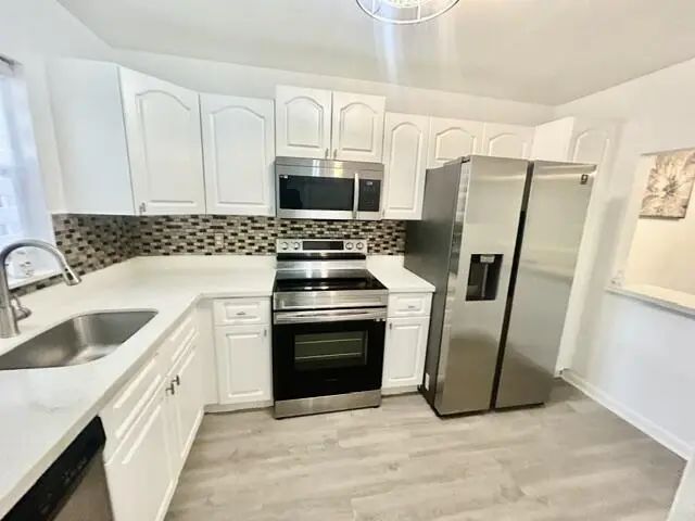 3 of 27 - 120 Sparrow Drive #115, Royal Palm Beach, FL