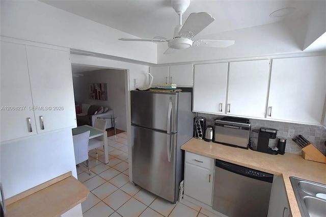 2 of 24 - 2666 Emory Drive E #f, West Palm Beach, FL