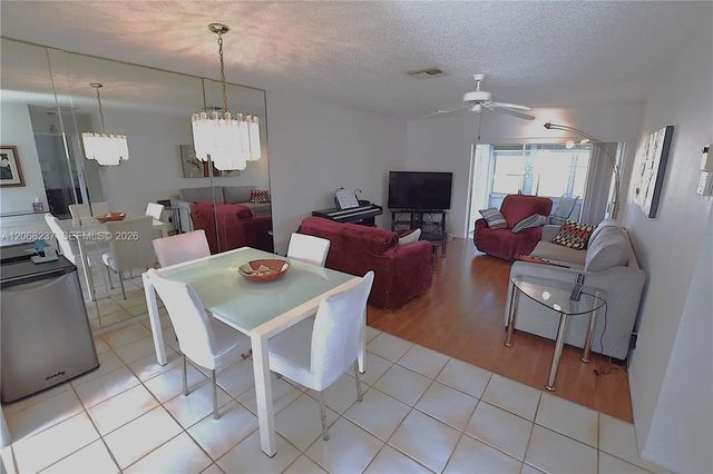 4 of 24 - 2666 Emory Drive E #f, West Palm Beach, FL