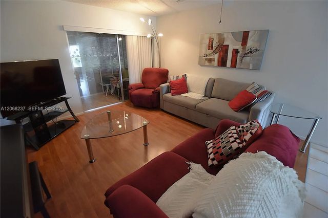 5 of 24 - 2666 Emory Drive E #f, West Palm Beach, FL