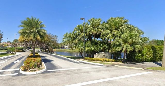 815 W Boynton Beach Boulevard #4-205, Boynton Beach