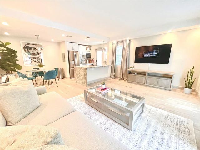 626 Meridian Avenue #1, Miami Beach