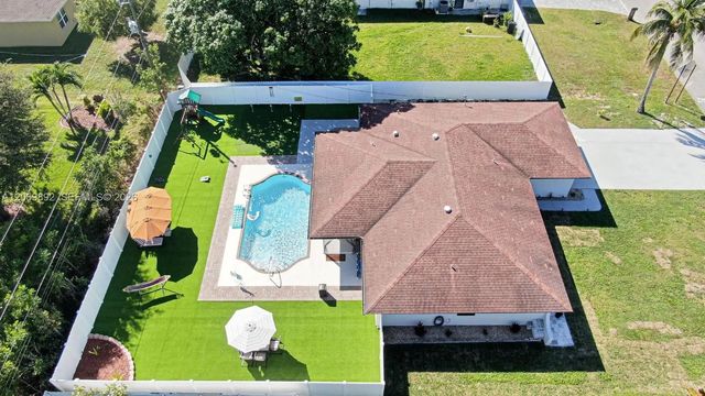 133 Se 2nd, Cape Coral