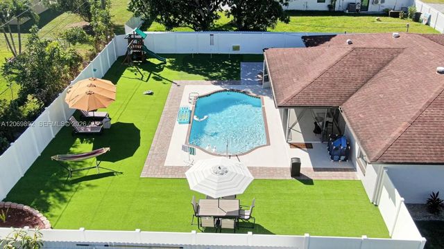 3 of 46 - 133 Se 2nd, Cape Coral, FL