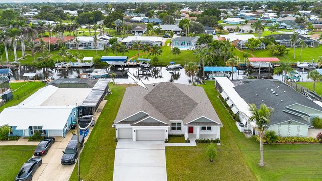 2 of 56 - 798 Se Seahouse Drive, Port St. Lucie, FL