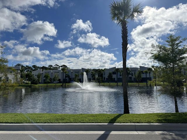 2 of 28 - 3949 Se Mentmore Lane, Stuart, FL
