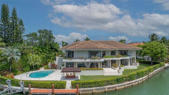 241 Cape Florida Drive, Key Biscayne
