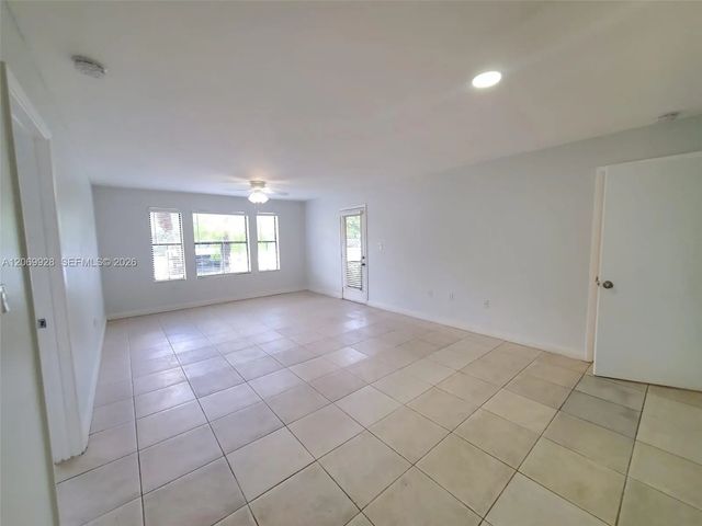 3 of 35 - 15591 Sw 105th Terrace #512, Miami, FL