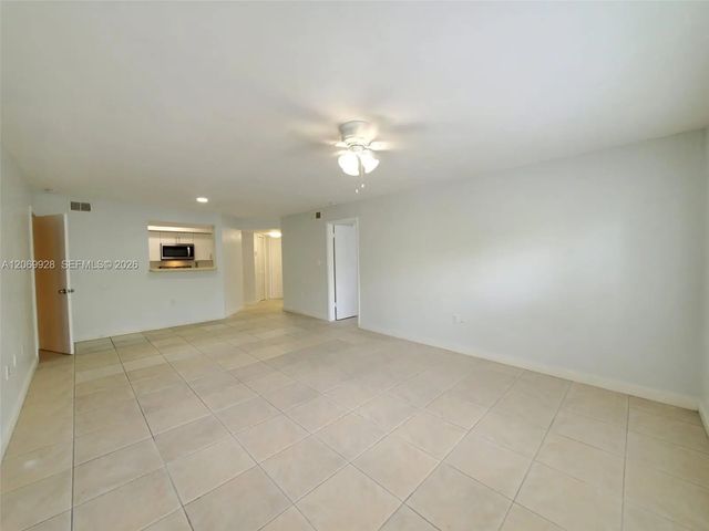 5 of 35 - 15591 Sw 105th Terrace #512, Miami, FL