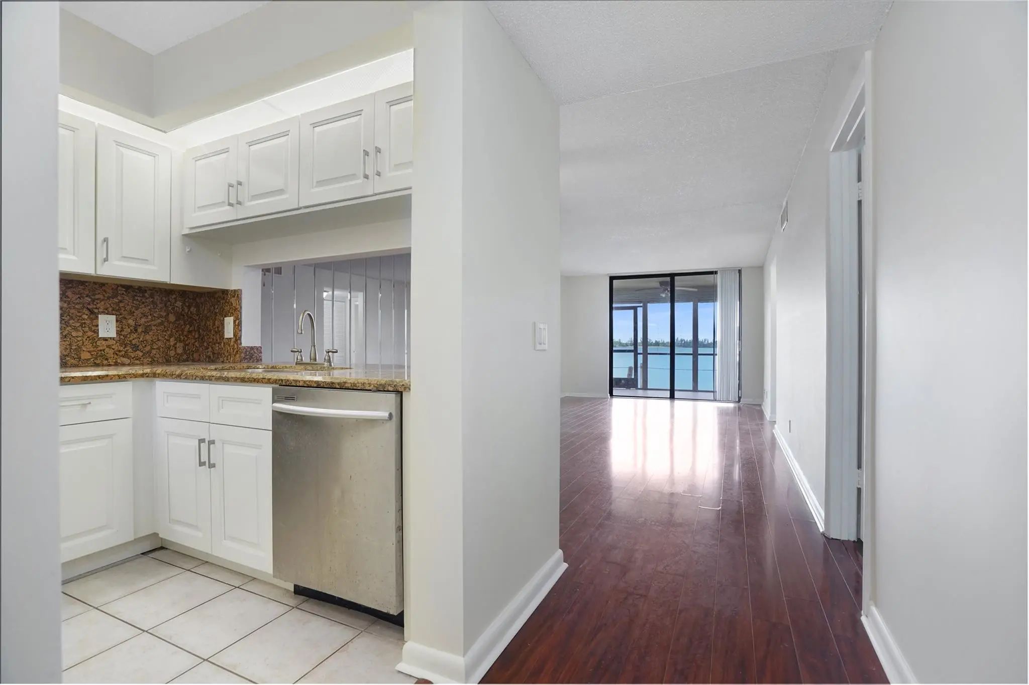 109 Lake Emerald Drive #110, Oakland Park