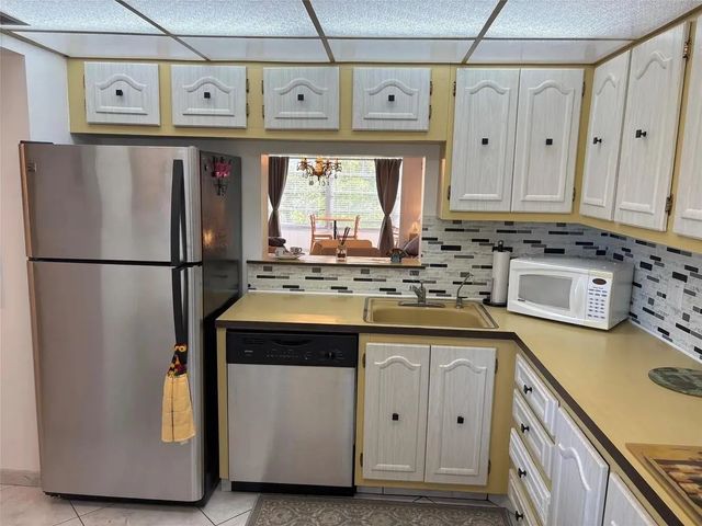 3 of 15 - 4050 Nw 42nd Avenue #415, Lauderdale Lakes, FL
