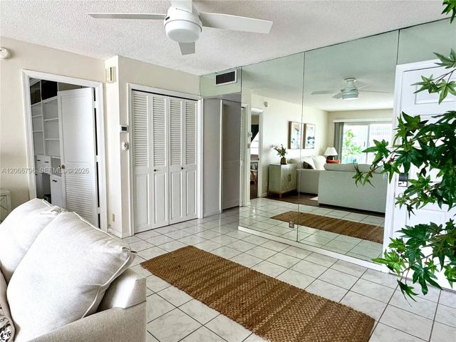 5 of 19 - 3000 Ne 48th Street #203, Fort Lauderdale, FL