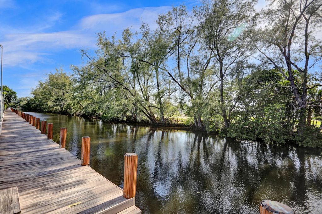 5911 Ne 14th Lane #201s, Fort Lauderdale