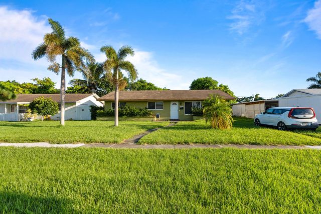 3 of 57 - 4786 Pine Cone Lane, West Palm Beach, FL