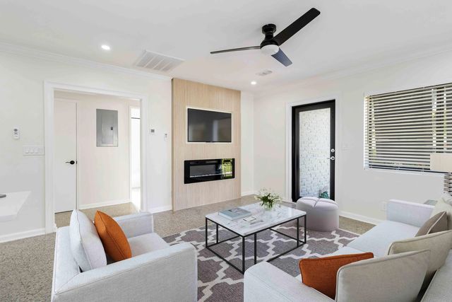 4 of 37 - 431 52nd Street, West Palm Beach, FL