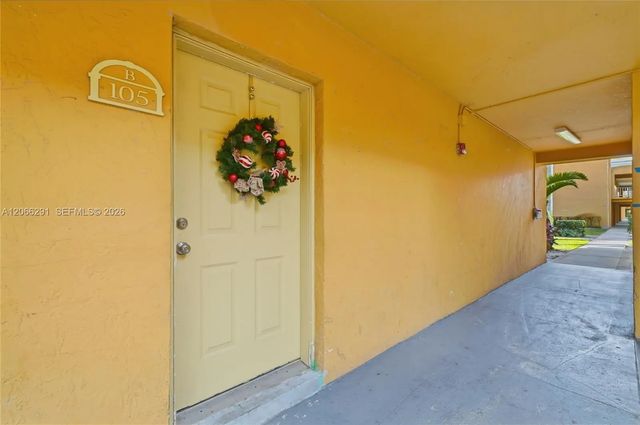 18101 Nw 68th Avenue #b105, Hialeah
