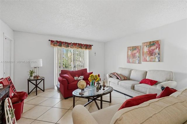 3 of 16 - 18101 Nw 68th Avenue #b105, Hialeah, FL