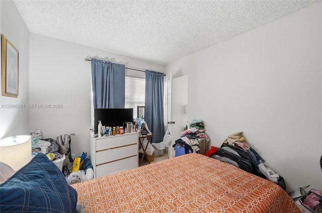 5 of 16 - 18101 Nw 68th Avenue #b105, Hialeah, FL
