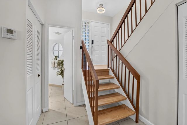 4 of 42 - 327 Nw 36th Avenue, Deerfield Beach, FL