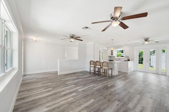 4 of 30 - 871 Sw 37th Terrace, Palm City, FL