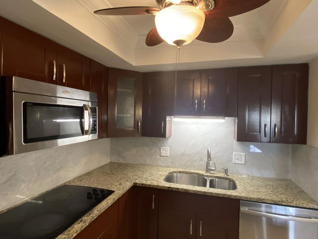 3 of 19 - 4477 Oak Terrace Drive, Greenacres, FL