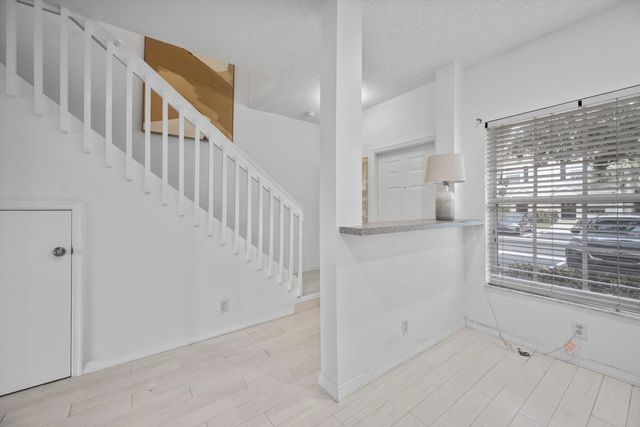 4 of 22 - 5072 Palmbrooke Circle, West Palm Beach, FL